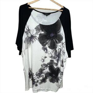 SIZE 1x Addition  Elle Michel Studio Floral Top​
